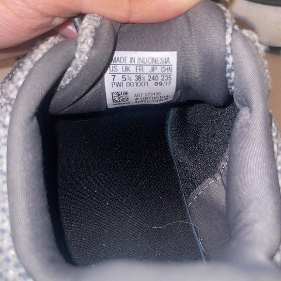 Adidas Running Shoes - Picture 3 of 5